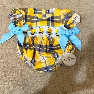 NWT Honey Bean Bumble Bee Onesie